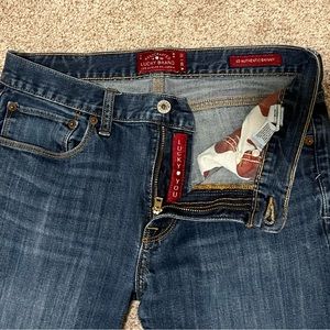 Lucky Brand 10 Authentic Skinny
